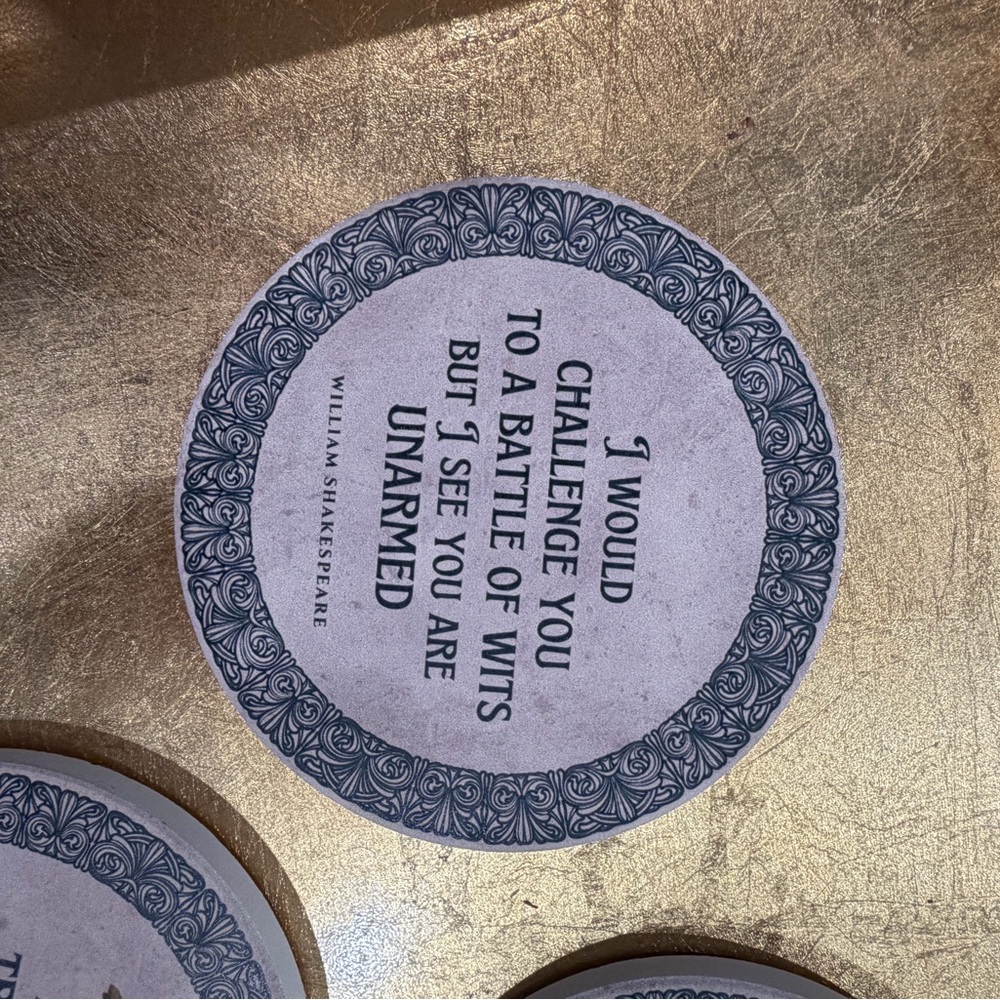 Decorative Coaster Set with Holder with Shakespeare quotes - Picture 3 of 8